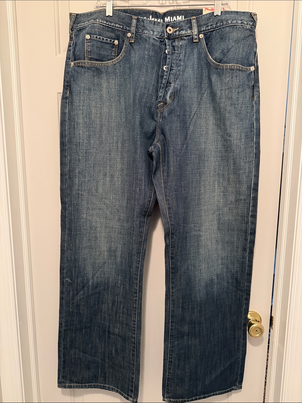 Guess Men's Relaxed Jeans - Dark Blue